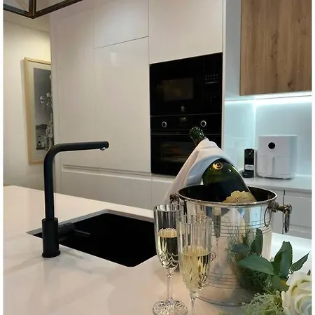 Lägenhet Stunning Apt 4Pax Free Parking 3 Min Anoeta